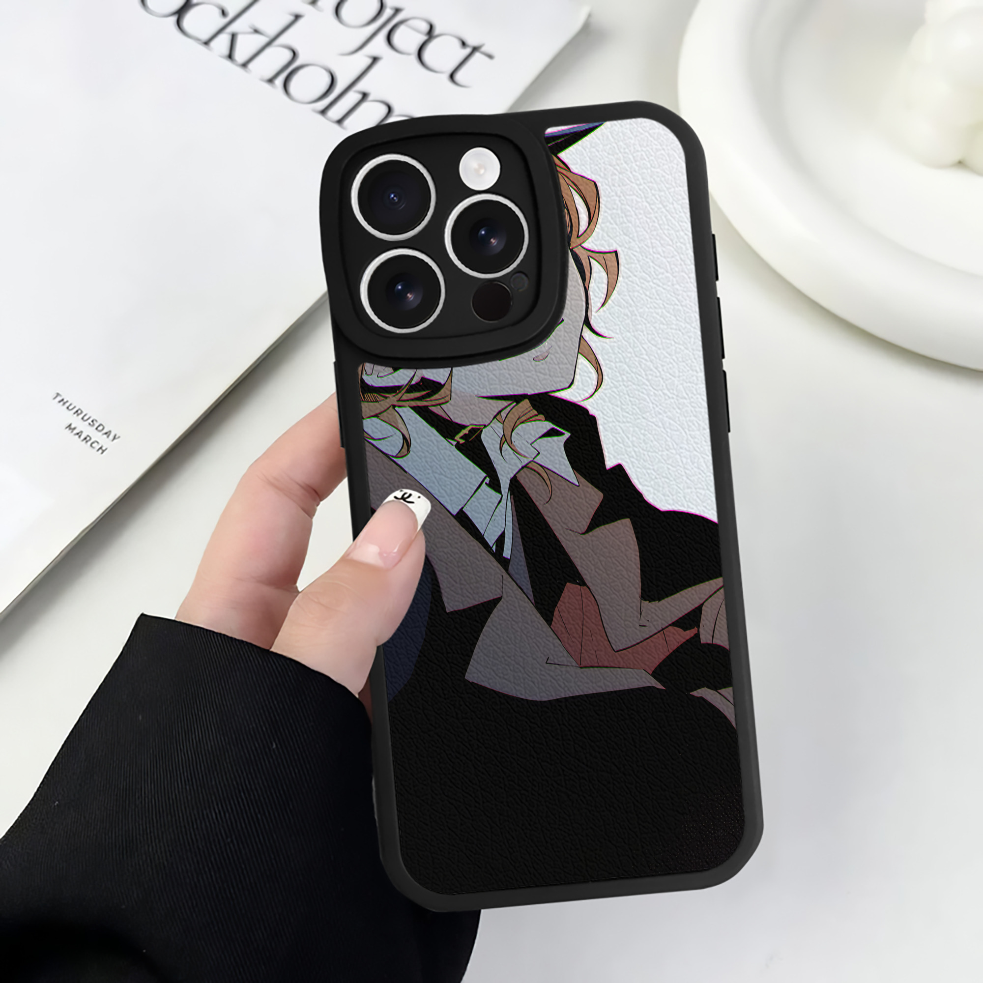 （画像用） 文豪ストレイドッグス Bungo Stray Dogs 【iPhone 16シリーズ対応】シリコンスマホケース（レザー調） 材質：シリコン
